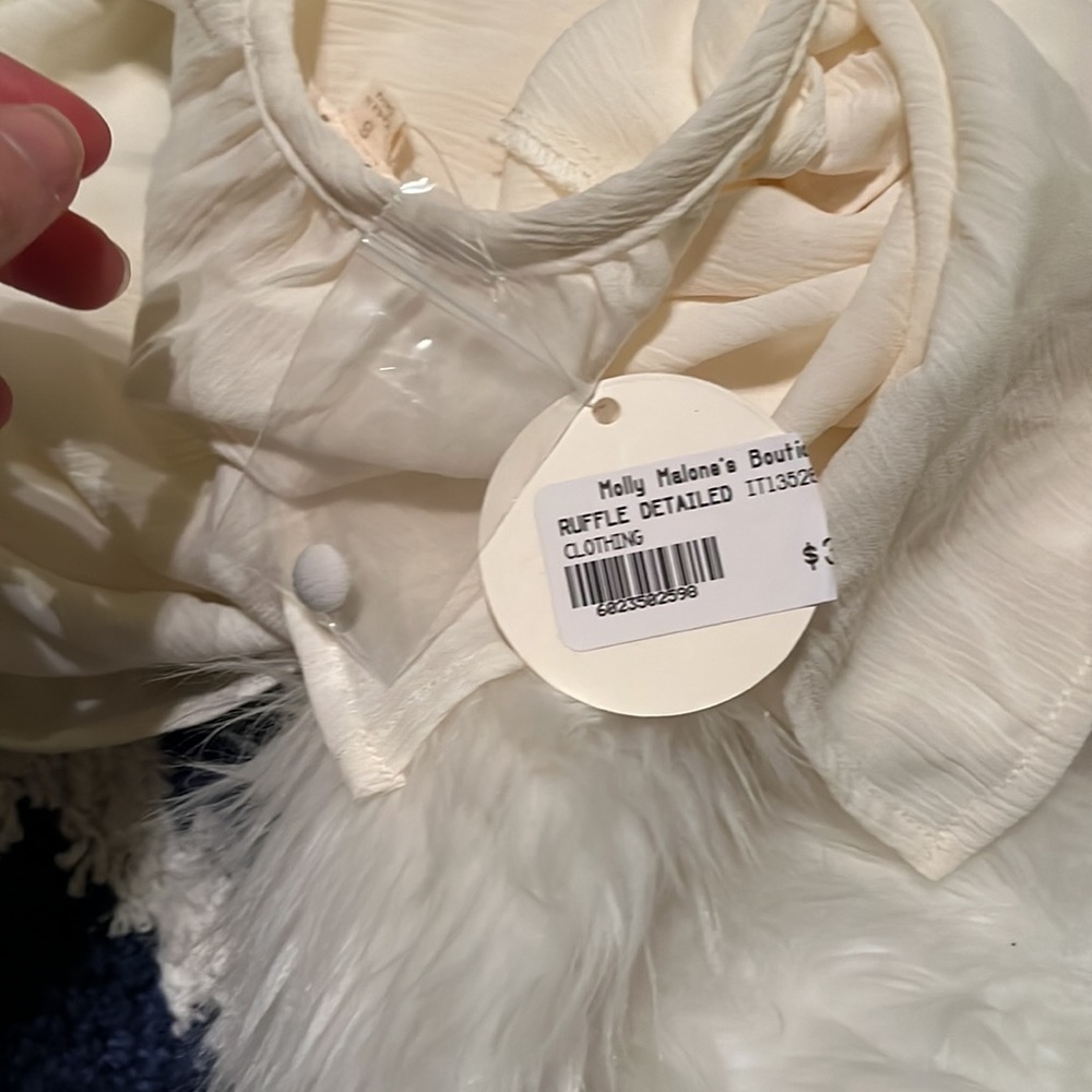 Ruffled Top - Picture 4 of 5